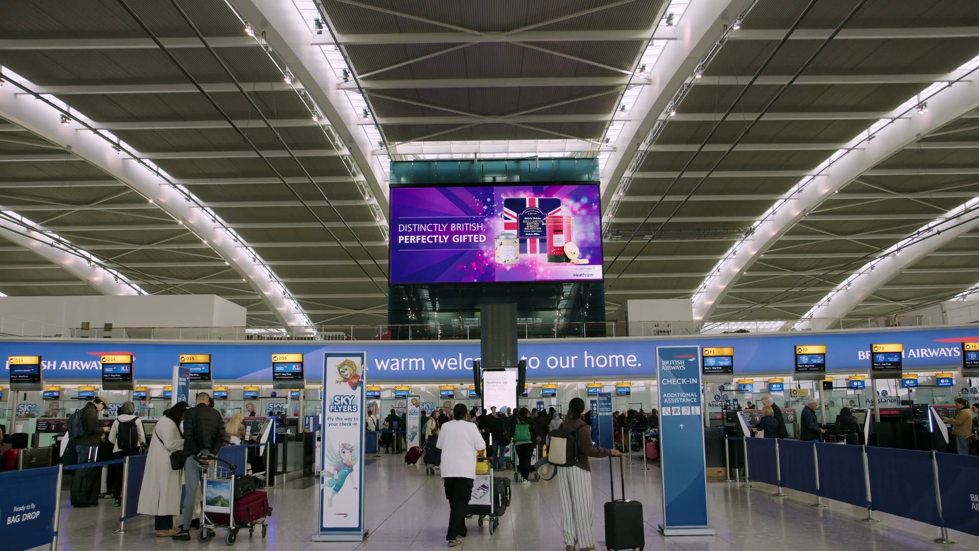 Large-format display installation in the active check-in hall at Heathrow Terminal 5